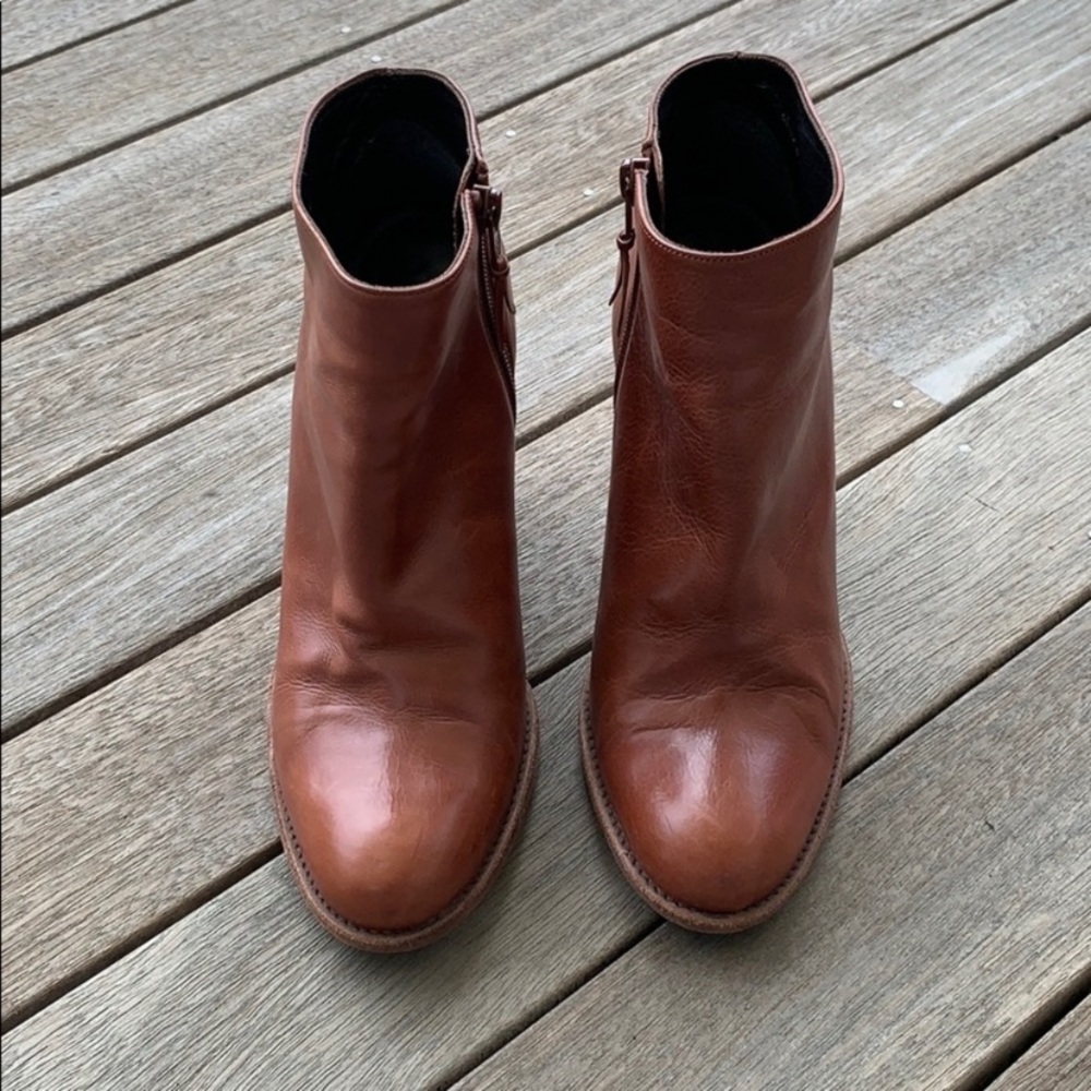 Stuart Weitzman booties
